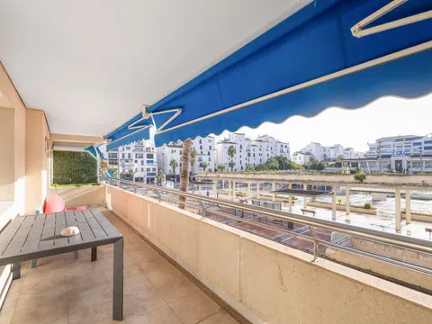 Flat / apartment in Calle José Saramago, Nn, Puerto Banús, Marbella